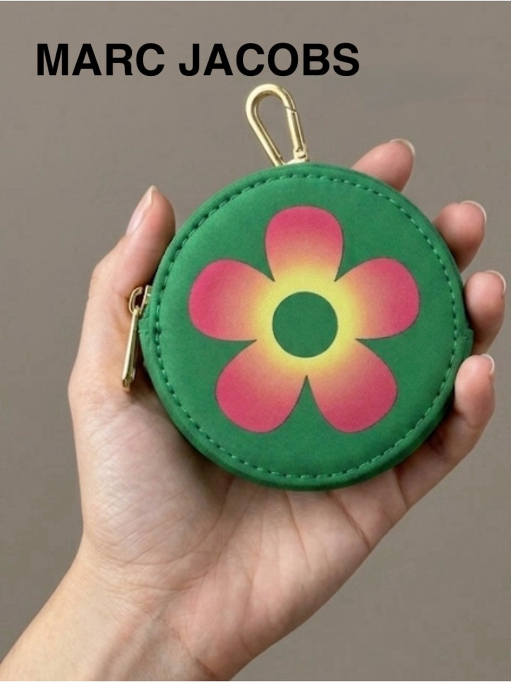 Marc Jacobs Daisy Wild Round Coin Purse Pouch Green Floral Bag Charm NWOT